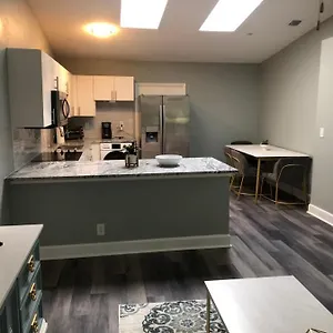 2 Bedrooms Vacation Tampa